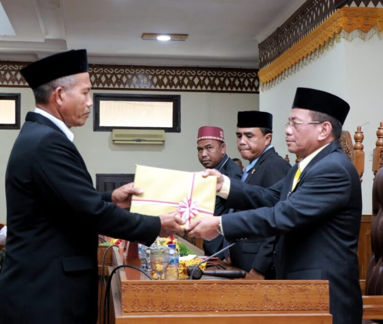 Serahkan LKPJ 2022, Sekda: Kita Sukses Tekan Laju Inflasi Capai 6,56 Persen