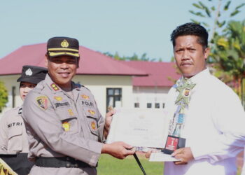Desa Sidorejo Dapat Penghargaan Lomba Pos Kamling dari Kapolres Aceh Singkil