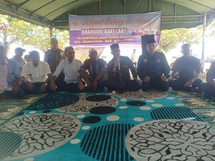Anggota Komisi IV DPR RI, Ir H TA.Khalid MM menghadiri Tradisi Kenduri Laot Masyarakat Nelayan Pesisir di Gelar Kecamatan Seunuddon, Kabupaten Aceh Utara, Rabu (26/7/2023). FOTO/Net