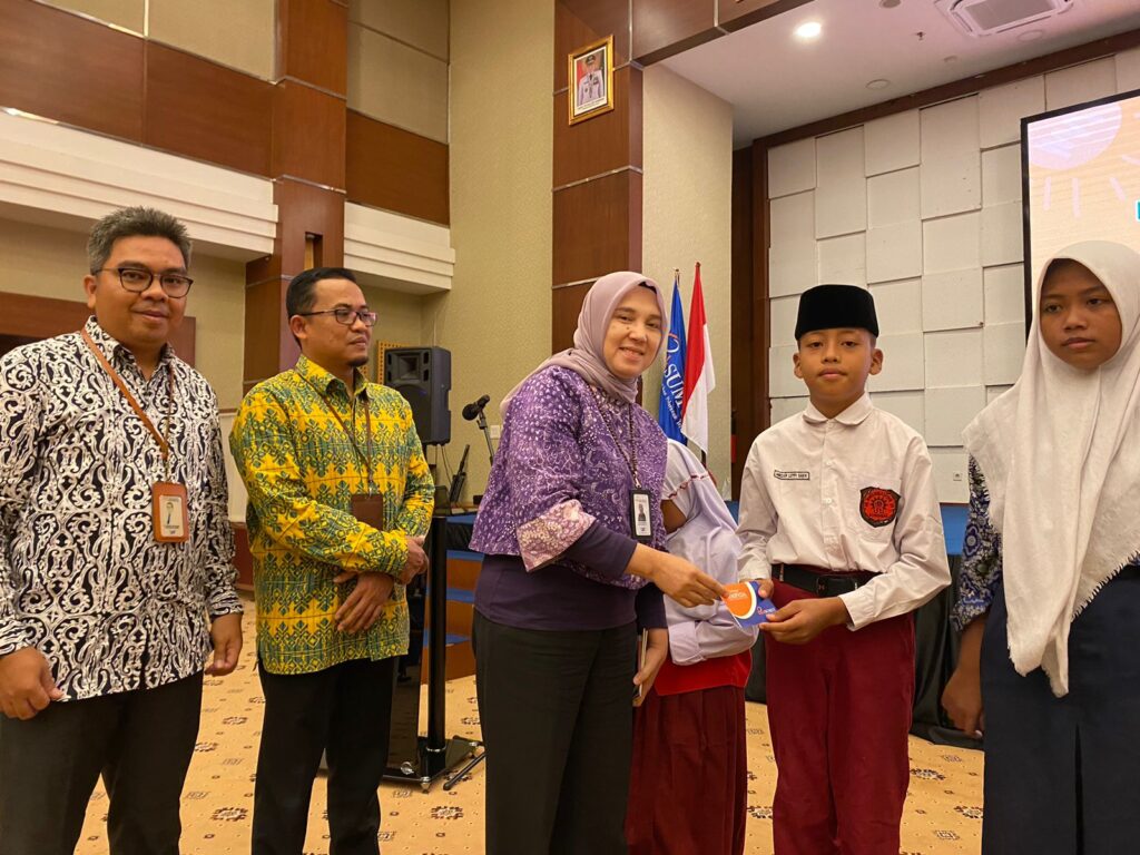 387 Pelajar dan Mahasiswa di Sumut Terima Beasiswa UPZ PT Bank Sumut