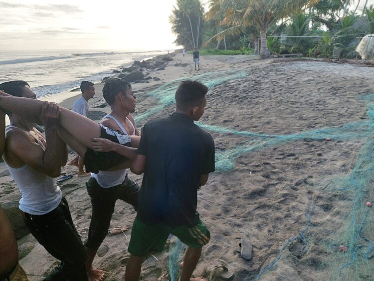 Warga Bakongan Meninggal Dunia Usai Selamatkan Anak Tenggelam. FOTO/Net