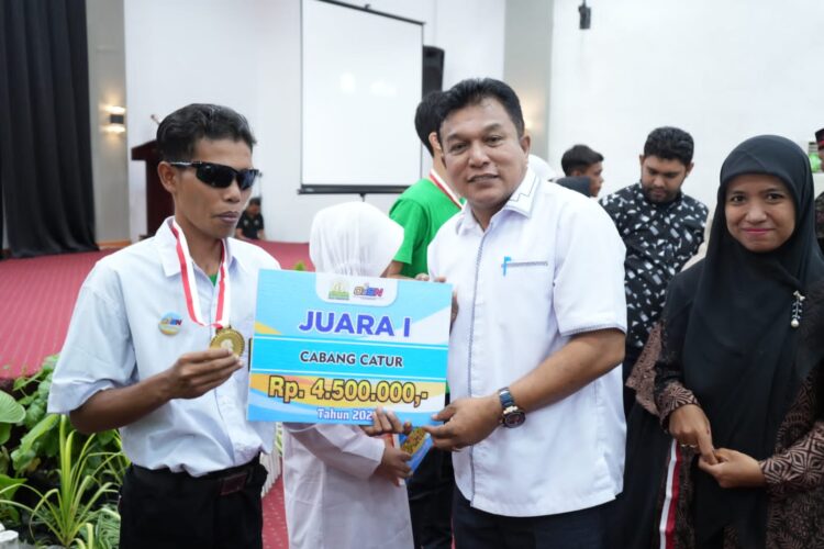 Kepala Cabang Dinas Pendidikan Wilayah Kota Banda Aceh - Aceh Besar Sarwan Joni Mewakili Kepala Dinas Pendidikan Aceh Drs Alhudri MM. FOTO/Dok. Humas DIsdik Aceh