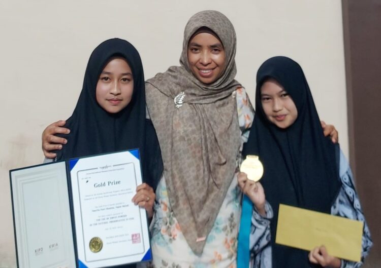 Ⓒ Hak cipta foto di atas dikembalikan sesungguhnya kepada pemilik foto Ⓒ Hak cipta foto di atas dikembalikan sesungguhnya kepada pemilik foto