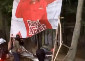 Aksi Massa Konvoi Bersihkan Jalanan Bogor Dari Baliho Caleg-Parpol: Kalian Kapan?