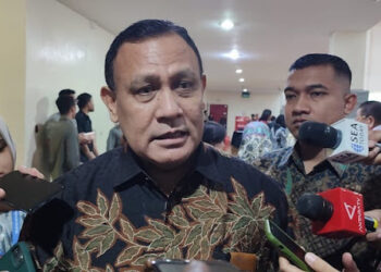 Foto Lama Beredar, Firli Bahuri Curiga Koruptor Bersatu Lakukan "Corruptors Fight Back"