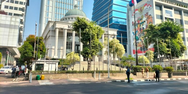 Ⓒ Hak cipta foto di atas dikembalikan sesungguhnya kepada sang pemilik foto Ⓒ Hak cipta foto di atas dikembalikan sesungguhnya kepada pemilik foto