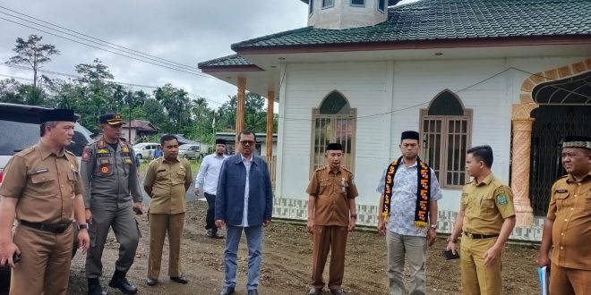 Ⓒ Hak cipta foto di atas dikembalikan sesungguhnya kepada pemilik foto Ⓒ Hak cipta foto di atas dikembalikan sesungguhnya kepada pemilik foto