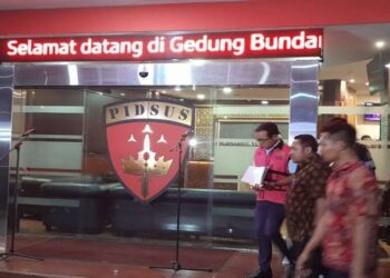 Kejagung Tetapkan Edward Hutahaean Tersangka Baru Kasus Korupsi BTS Kominfo