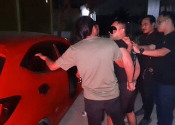 Modus Pinjam, 2 Oknum Polisi Curi Mobil di Parkiran Mal Duplikasi Kunci hingga Pasang GPS
