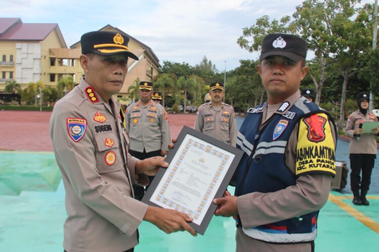 Polda Aceh Beri Penghargaan ke Bhabinkamtibmas Inovatif