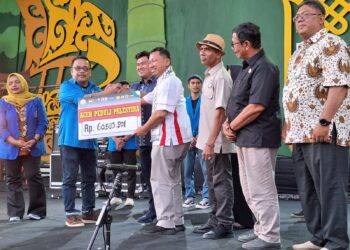 Tim Aceh Peduli Palestina Serahkan Donasi ke MER-C Indonesia
