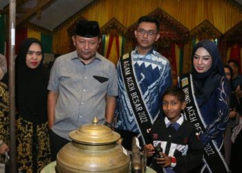 Kunjungi Stand Anjungan Daerah PKA-8, Irmawan: Kita Kaya Budaya dan Sejarah