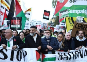 300 Ribu Demonstran Pro-Palestina Guncang London: Setop Bom Gaza!
