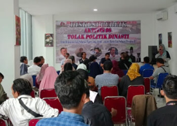Aktivis 98 Desak Jokowi Cuti dari Presiden Buntut Gibran Maju Pilpres 2024