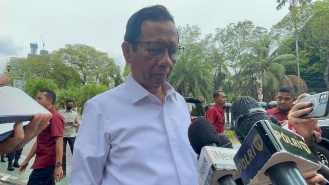 Bentrok Bitung, Warganet Tantang Mahfud MD Bubarkan Ormas Manguni: Berani Gak Ya?