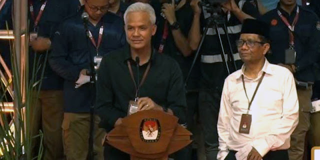 Ⓒ Hak cipta foto di atas dikembalikan sesungguhnya kepada sang pemilik foto Ⓒ Hak cipta foto di atas dikembalikan sesungguhnya kepada pemilik foto