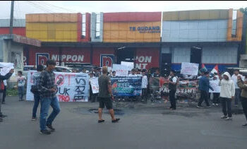 Dukung Palestina, Warga dan Mahasiswa Boikot Produk yang Terafiliasi dan Pro Israel di Tasikmalaya