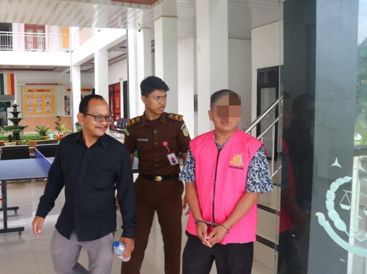 Mantan Keuchik Sirimo Mungkur Aceh Singkil Ditahan Jaksa 20 Hari