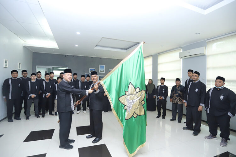 Rektor Lepas Kafilah MTQMN USK ke Malang