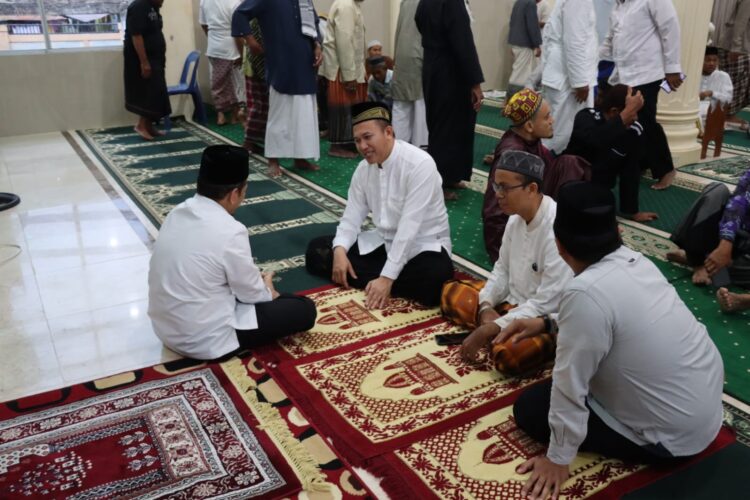 Ⓒ Hak cipta foto di atas dikembalikan sesungguhnya kepada pemilik foto Ⓒ Hak cipta foto di atas dikembalikan sesungguhnya kepada pemilik foto