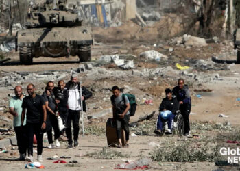 Tentara Teroris Israel, Tembak Belasan Warga Gaza di Palestina padahal sudah sepakat untuk lakukan gencatan senjata. FOTO/Global News. Ⓒ Hak cipta foto di atas dikembalikan sesungguhnya kepada pemilik foto