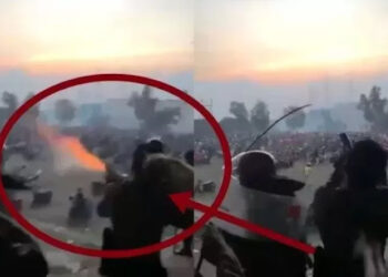 Kerusuhan Pecah di Stadion Gelora Joko Samudro, Polisi Tembakkan Gas Air Mata, Massa Balas Lempar Batu