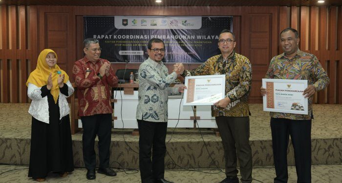 Ⓒ Hak cipta foto di atas dikembalikan sesungguhnya kepada pemilik foto