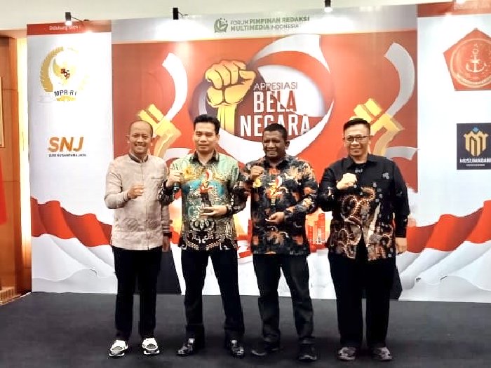 Ⓒ Hak cipta foto di atas dikembalikan sesungguhnya kepada pemilik foto Ⓒ Hak cipta foto di atas dikembalikan sesungguhnya kepada pemilik foto