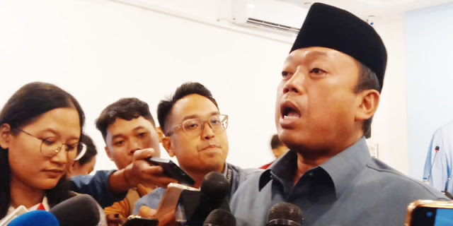 Ⓒ Hak cipta foto di atas dikembalikan sesungguhnya kepada pemilik foto Ⓒ Hak cipta foto di atas dikembalikan sesungguhnya kepada pemilik foto