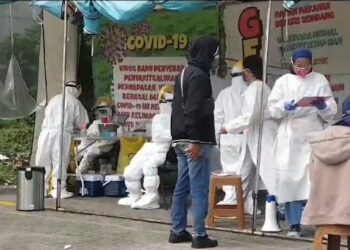 COVID-19 Melonjak Lagi, Kemenkes Ingatkan Masyarakat Lengkapi Vaksin Booster