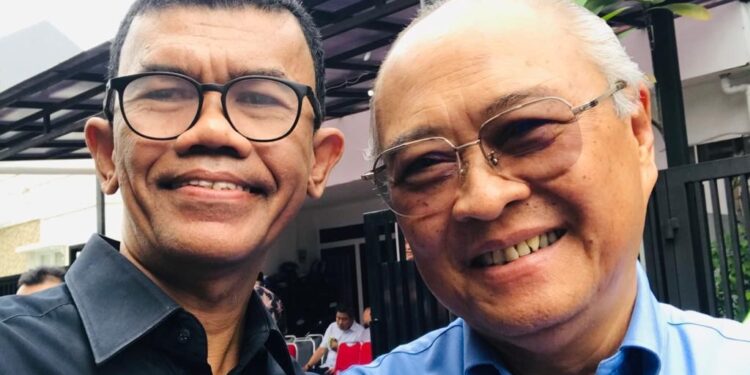 Ⓒ Hak cipta foto di atas dikembalikan sesungguhnya kepada sang pemilik foto Ⓒ Hak cipta foto di atas dikembalikan sesungguhnya kepada pemilik foto