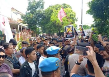 Gara-gara Ucapan Ade Armando, Rumah Mertua Kaesang di Yogyakarta 'Digeruduk' Warga