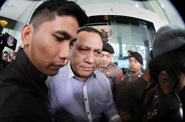 Ⓒ Hak cipta foto di atas dikembalikan sesungguhnya kepada pemilik foto Ⓒ Hak cipta foto di atas dikembalikan sesungguhnya kepada pemilik foto