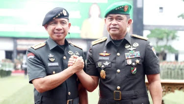 SAH! Tongkat Estafet Kepala Staf Angkatan Darat Berpindah ke Jenderal TNI Maruli Simanjuntak