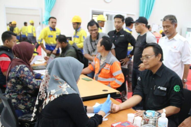 Rutin Gelar Donor Darah, PMI Banda Aceh Beri Penghargaan untuk PT SBA