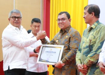 Pemkab Aceh Barat Raih Anugerah Keterbukaan Informasi Publik