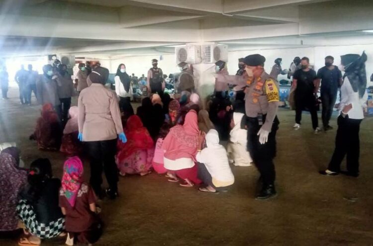 Tiga Pengungsi Rohingya Melarikan Diri dari Gedung BMA
