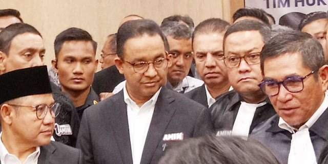 Ⓒ Hak cipta foto di atas dikembalikan sesungguhnya kepada pemilik foto Ⓒ Hak cipta foto di atas dikembalikan sesungguhnya kepada pemilik foto