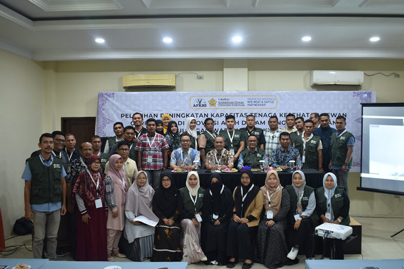FKH USK Laksanakan Training Medik Veteriner Garis Depan