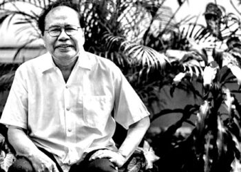 Kebingungan Rizal Ramli Melihat Barcode Menu Restoran