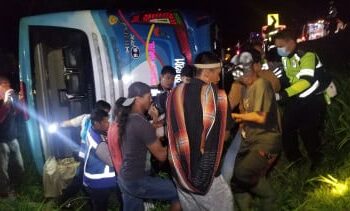 Korban Tewas Kecelakaan Bus SMAN 1 Sidoarjo di Tol Ngawi Bertambah Jadi 2 Orang