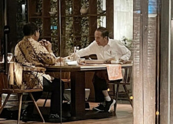 Makan Malam Jokowi-Prabowo Merusak Psikologis Pendukung Anies dan Ganjar