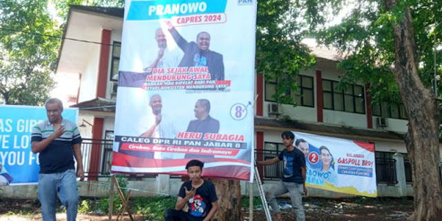 Ⓒ Hak cipta foto di atas dikembalikan sesungguhnya kepada pemilik foto Ⓒ Hak cipta foto di atas dikembalikan sesungguhnya kepada pemilik foto