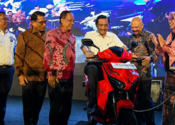Pemerintah Mau Naikkan Pajak Motor Bensin agar Masyarakat Beralih ke Motor Listrik