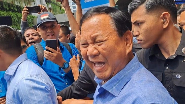 Ⓒ Hak cipta foto di atas dikembalikan sesungguhnya kepada pemilik foto Ⓒ Hak cipta foto di atas dikembalikan sesungguhnya kepada pemilik foto