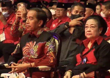 Rocky Gerung: Megawati Ingin Melihat Jokowi Dimakzulkan