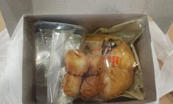 Viral Pelantikan KPPS Tanpa Uang Transport Cukup Cemilan di KPU Sleman