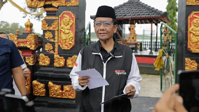 Ⓒ Hak cipta foto di atas dikembalikan sesungguhnya kepada pemilik foto Ⓒ Hak cipta foto di atas dikembalikan sesungguhnya kepada pemilik foto