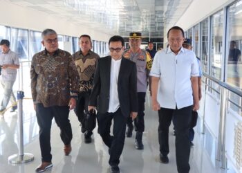 Kabid Humas Polda Aceh Sambut Kedatangan Wamenkominfo RI