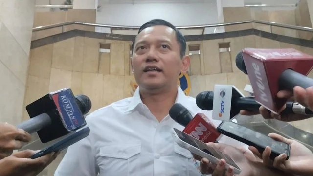 Ⓒ Hak cipta foto di atas dikembalikan sesungguhnya kepada sang pemilik foto Ⓒ Hak cipta foto di atas dikembalikan sesungguhnya kepada pemilik foto